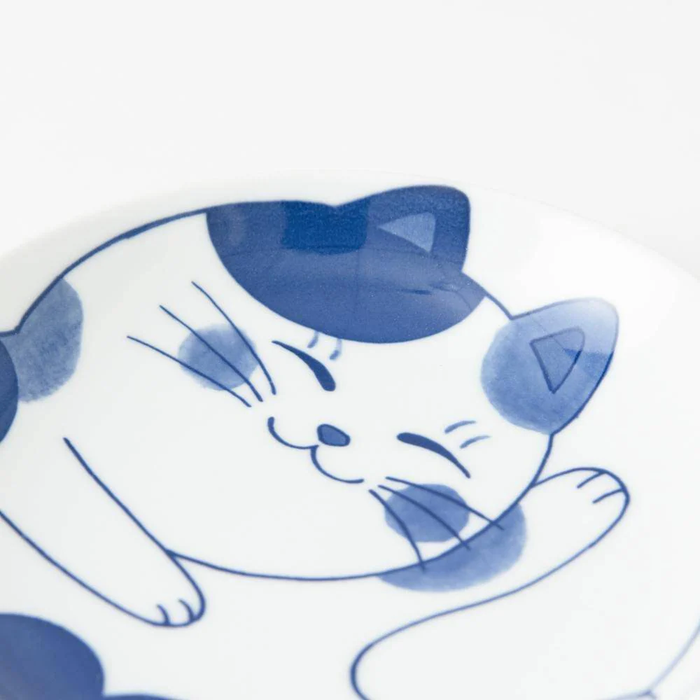 Daitoua Neko Chigura Mike Dinner Plate (20cm)