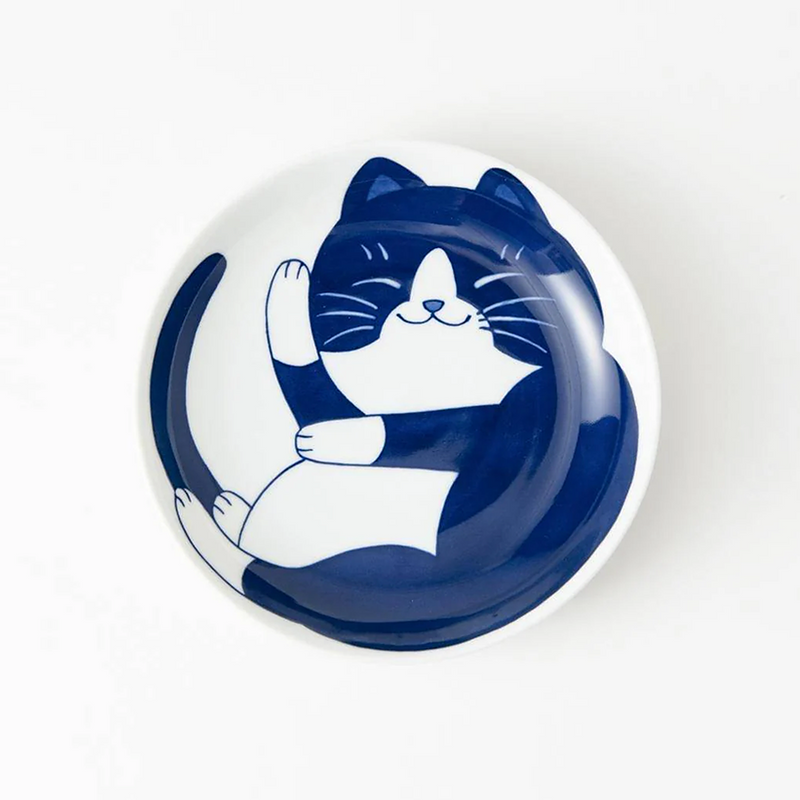 Daitoua Neko Chigura Hachiware Dinner Plate - 20cm