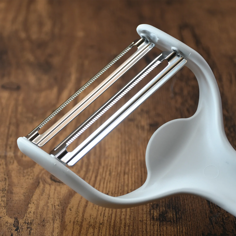 Pearl Life Gadget Con Double Blade Cabbage Peeler - White