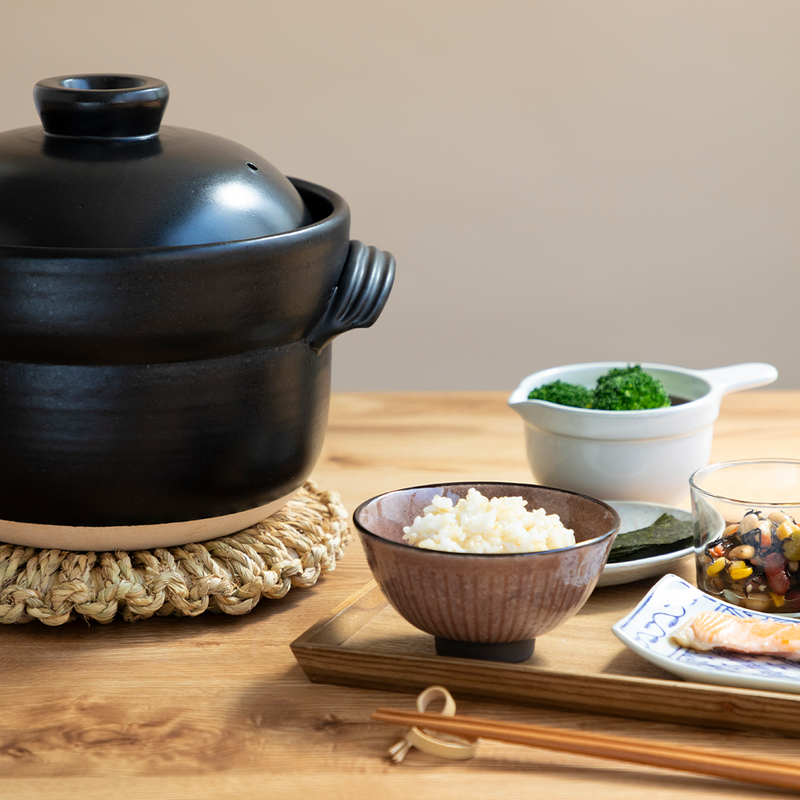 Iga-yaki Goemon Donabe Rice Pot - 6 Cups