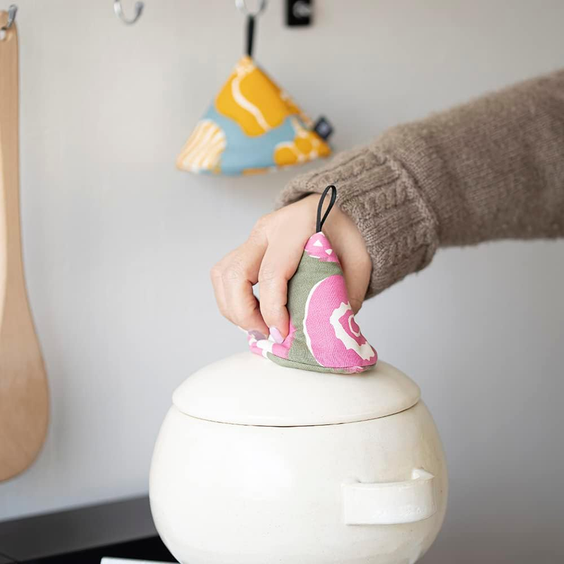 &NE Japanese Pot Holder - Veggie Pink & Olive