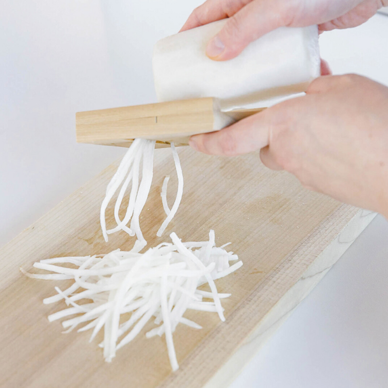 Oyanagi Sangyo Wooden Julienne Slicer