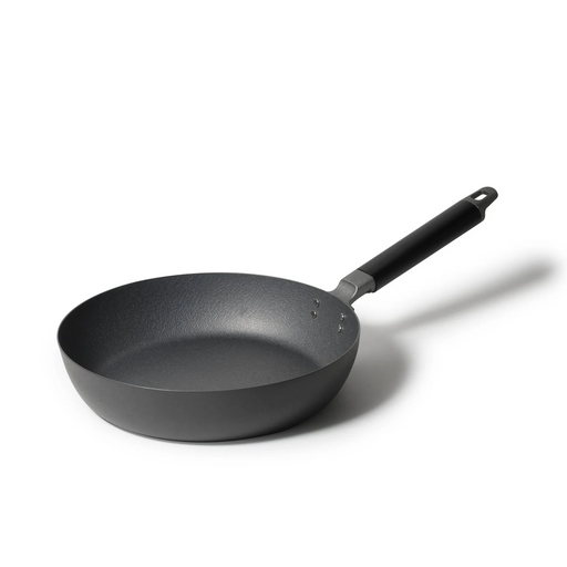 Pearl Life Nitrocraft nitrided carbon steel induction frypan 26cm with synthetic handle, shown in matte dark grey finish against a white background