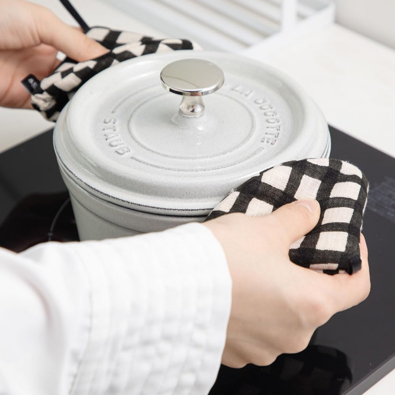 &NE Japanese Pot Holder - Grey Check