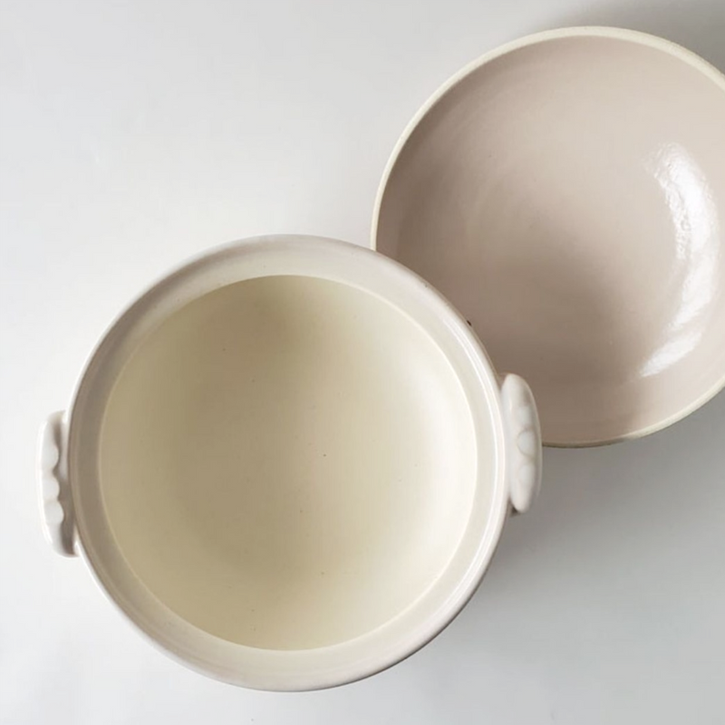 Santo Plum Blossom Donabe Japanese Clay Pot - 29cm (Size 9)