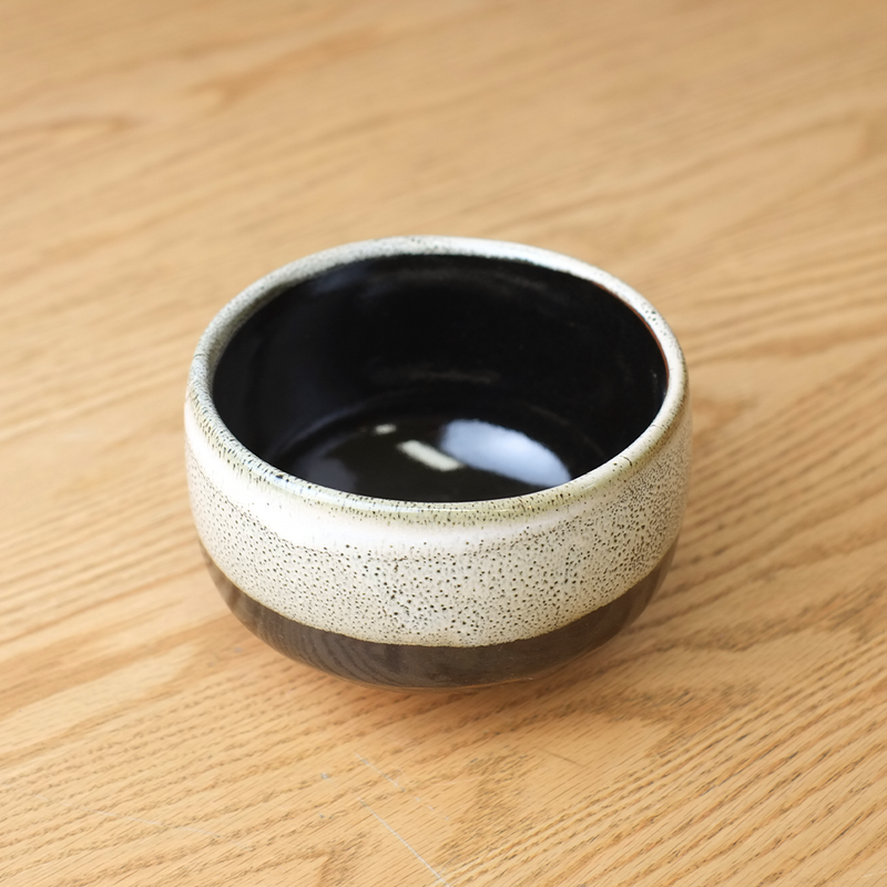 Ale-net Satsuma Tenmoku Matcha Bowl - 450ml - Black & White