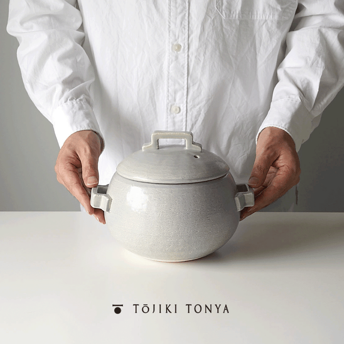 Image of a Japanese-made, 3-cup Donabe Rice Pot by Tojiki Tonya.