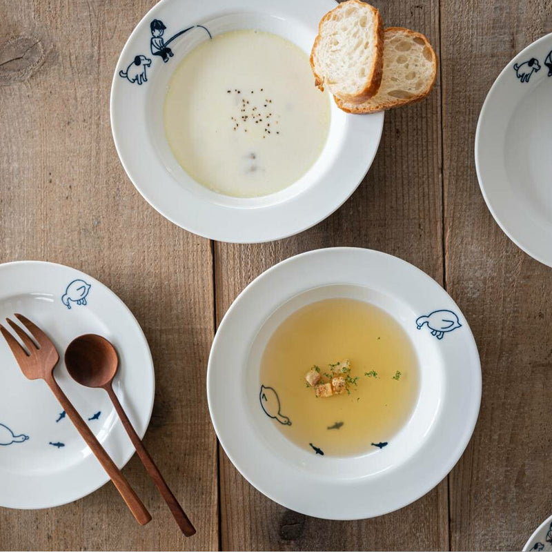 Underwater Adventure pasta and soup bowls in use