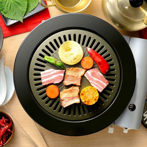 Wahei Freiz Yakiniku Plate 33.5cm round RB-2870 on a cassette gas stove
