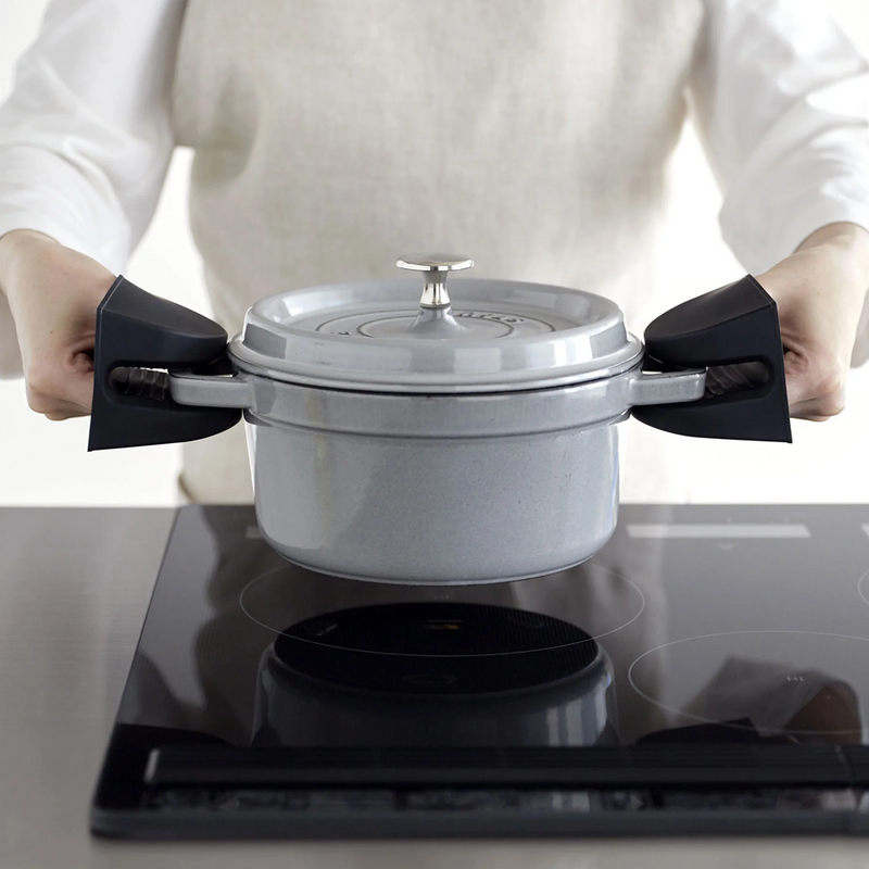 Yamazaki Tower Series Magnetic Silicone Pot Holders - Set of 2