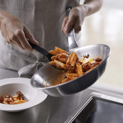 Yamazaki Tower Spoon: Cook, Rest, and Measure with Ease