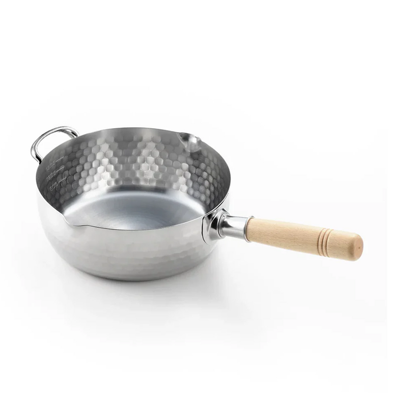 A product image of the Yoshikawa Yukihira 24cm saucepan, featuring its wooden handle and a smaller helper handle for stable lifting.

