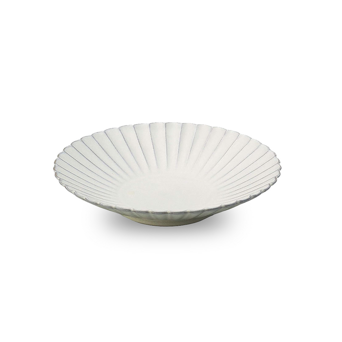 Aito Seto Yaki Hana 4-Piece Dinnerware Beige and White Set: 23cm white plate