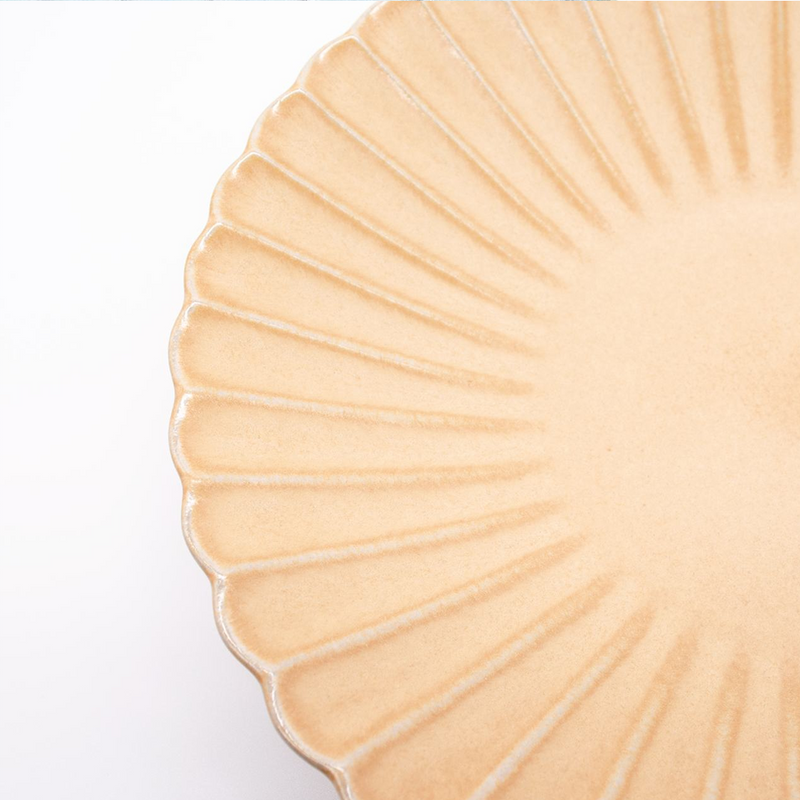 Aito Seto Yaki Hana Dinner Plate (23cm) - Beige: hand made