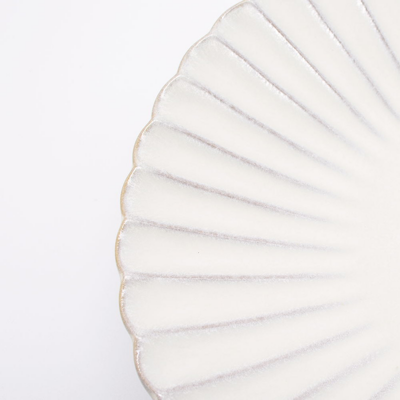 Aito Seto Yaki Hana Dinner Plate (23cm) - White: hand made