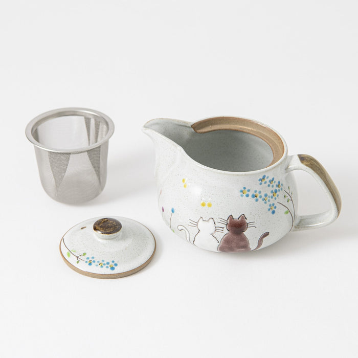 Atelier Yu Cats In Sunny Spot Kutani Handmade Teapot: all parts of the teapot