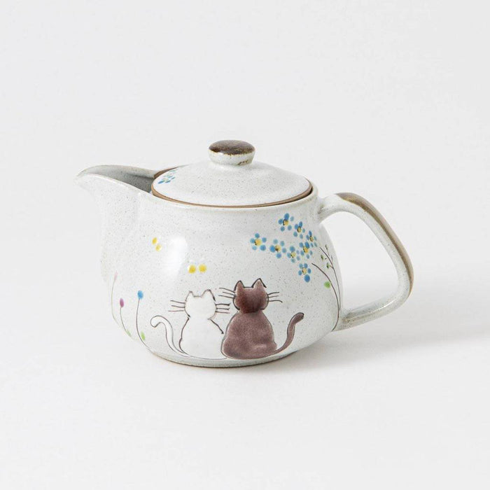 Atelier Yu Cats In Sunny Spot Kutani Handmade Teapot: front angle