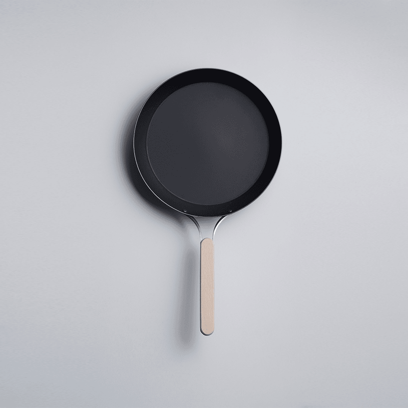 Freiz Enzo Carbon Steel Induction Frypan - 26cm: top angle