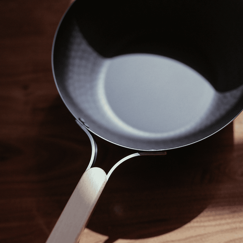 Freiz Enzo Carbon Steel Induction Frypan - 26cm: Japanese handcraft