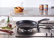 Happycall Plasma IH Titanium Frypan 28cm: on gas stove