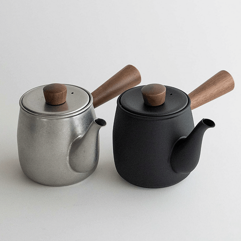 Miyaco Classic Stainless Steel Teapot Small Black - Made in Japan: Vacious coloour