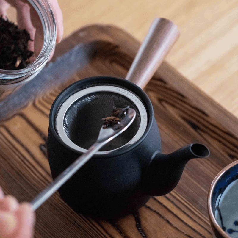 Miyaco Classic Stainless Steel Teapot Small Black - Made in Japan: with strainer