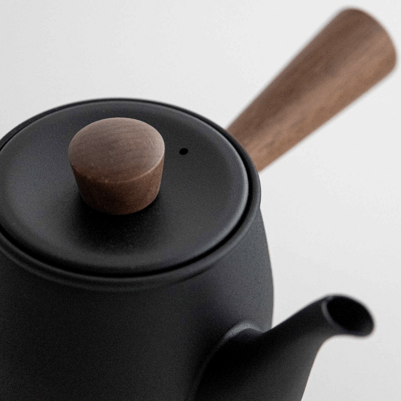 Miyaco Classic Stainless Steel Teapot Small Black - Made in Japan: Top angle