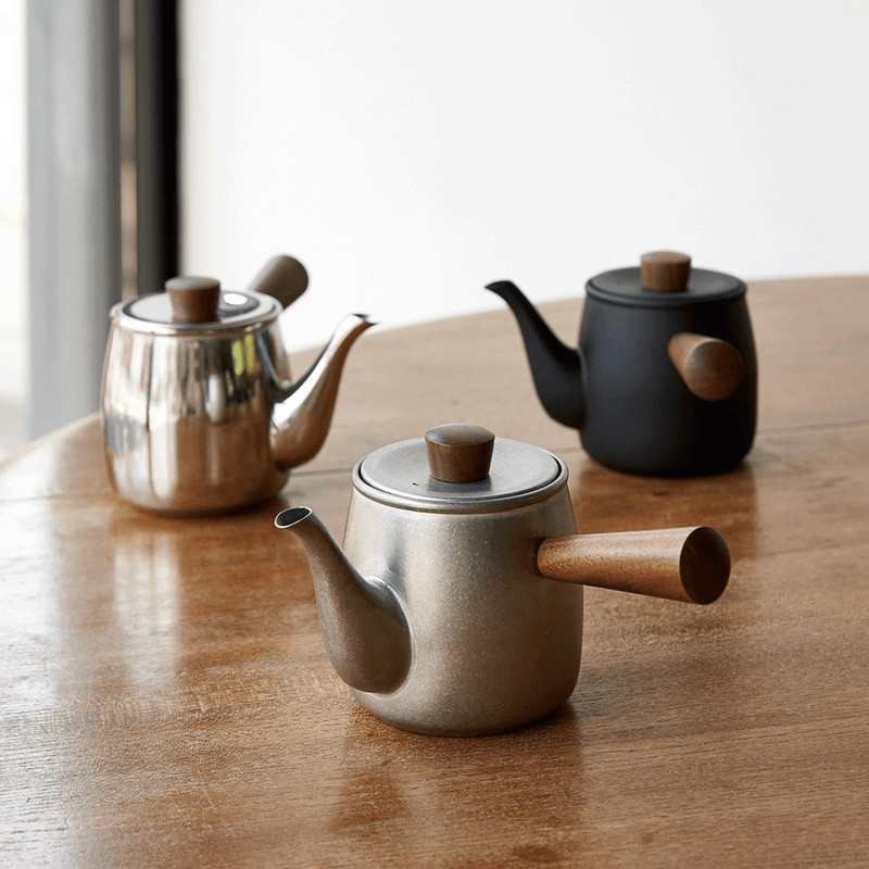 Miyaco Classic Stainless Steel Teapot Small Black - Made in Japan: Various sizes on a table