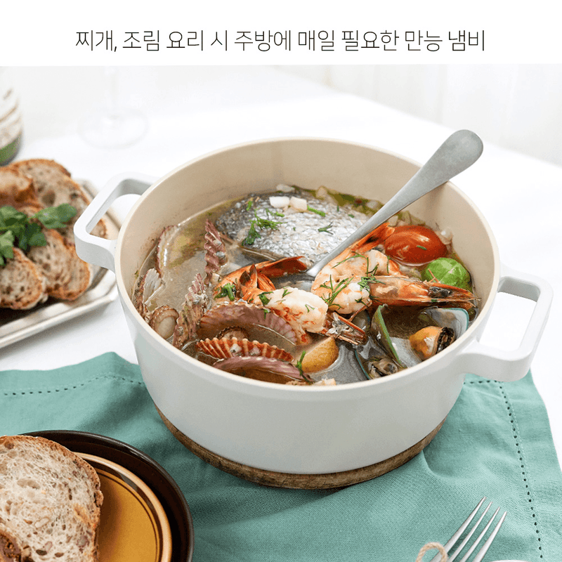 Neoflam Fika Ceramic Nonstick Induction Pot - 22cm: WIth food