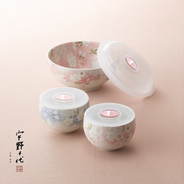 Aito Mino Yaki Uno Chiyo Blossom 8-Piece Bowl Set: handmade bowl