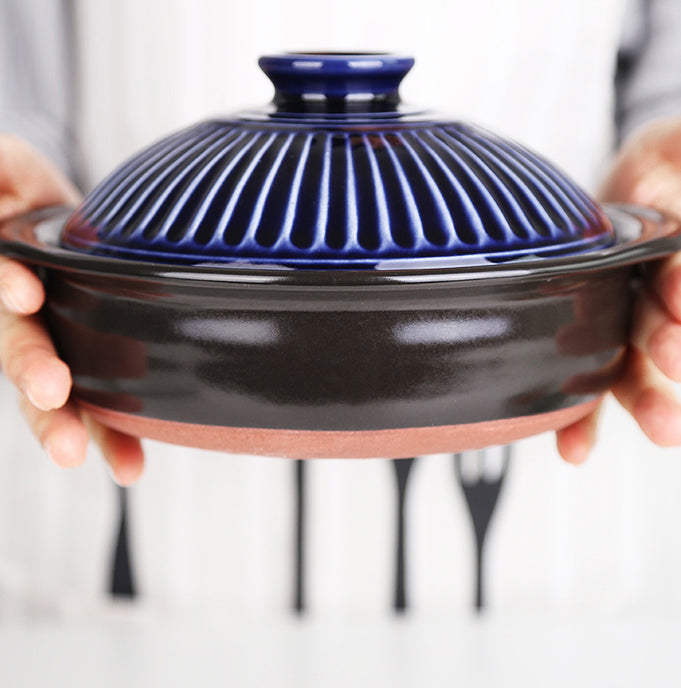 Ginpo Kikka Donabe Japanese Clay Pot 22cm (Size 7) Blue - Made in Japan. Held by hands.