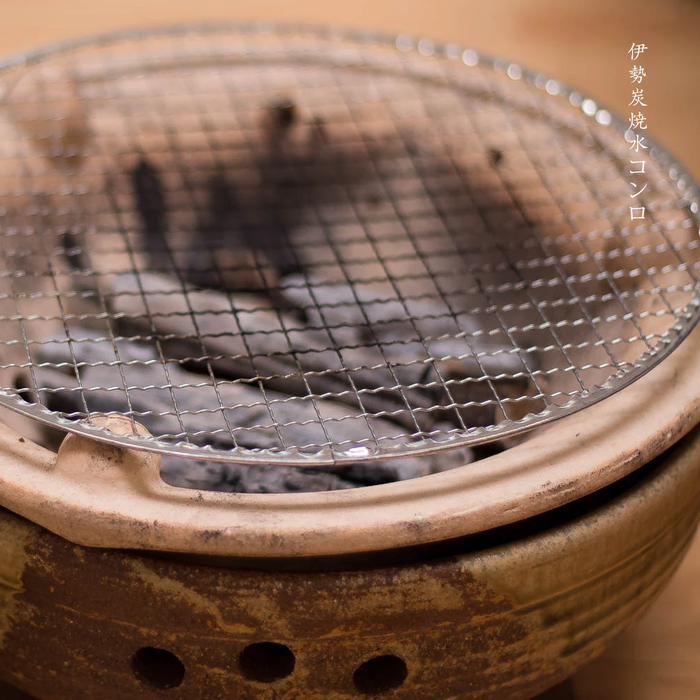 Ise Mizu Donabe Konro Grill / Hibachi Grill Size 10 (2-4 People) Khaki. With charcoal.