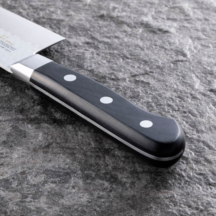 Kai Seki Magoroku Hammered Chef Knife 180mm: strengthen laminated wood