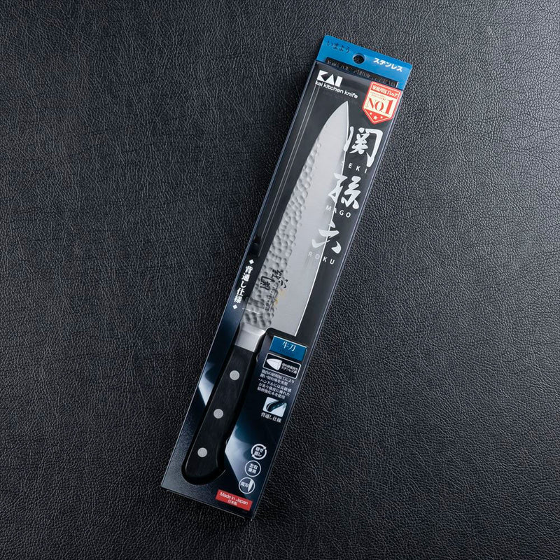 Kai Seki Magoroku Hammered Chef Knife 180mm: in package