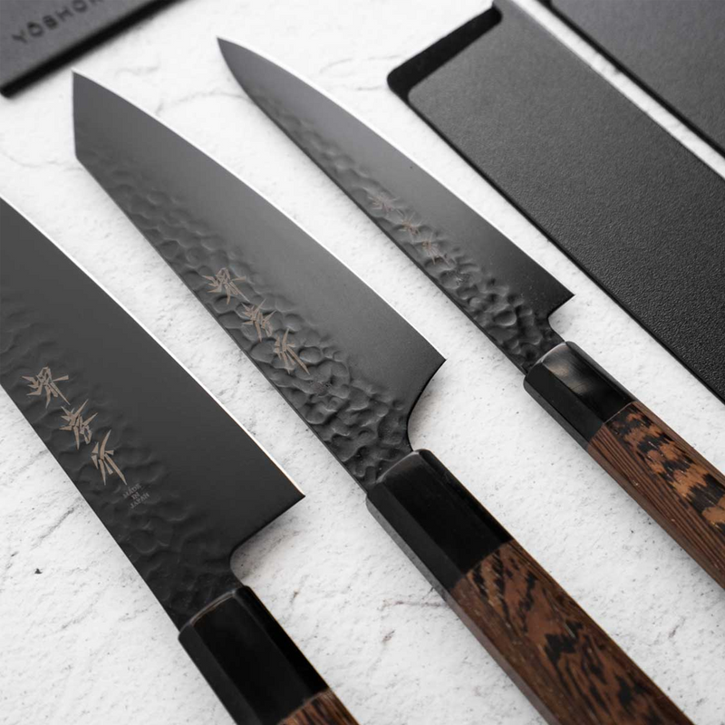 Sakai Takayuki Hammered VG10 KUROKAGE Kengata Gyuto Knife 190mm: Hammered stainless steel with VG10 core. Coated with Kurogage natural resin