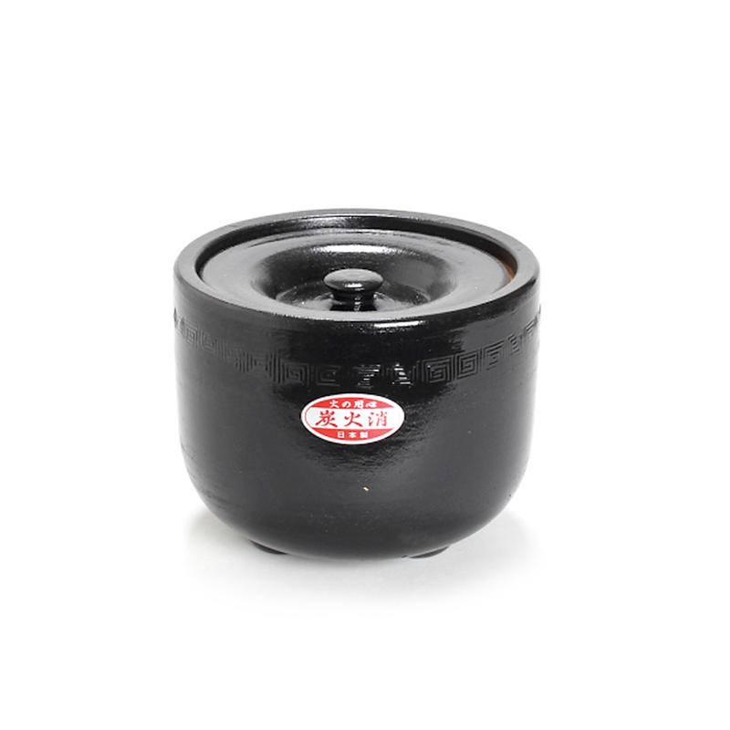 A product image of the large Taiki Charcoal Extinguishing Donabe Pot, showing its glossy black finish and traditional design.

